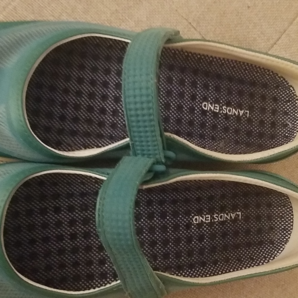 Land's End Mary Jane Water Shoe - Picture 7 of 8